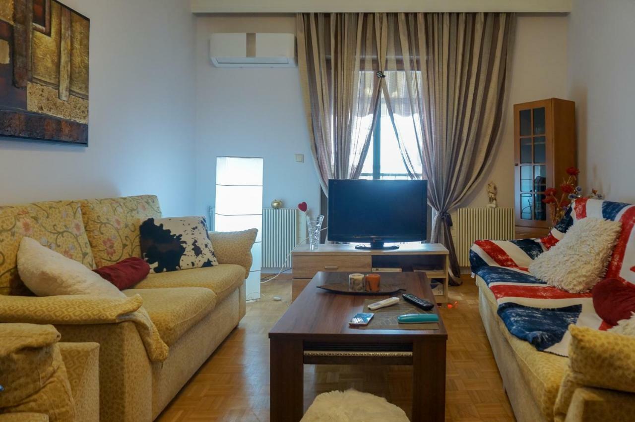 Peaceful & Styled Flat, 2 Bdrms, Wifi, Smart Tv Apartment Kavála Luaran gambar