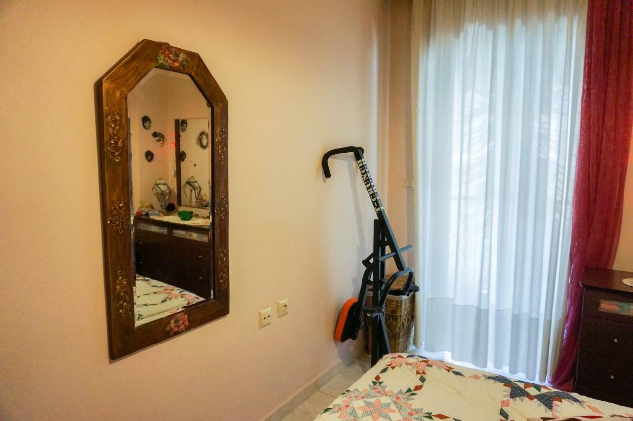 Peaceful & Styled Flat, 2 Bdrms, Wifi, Smart Tv Apartment Kavála Luaran gambar